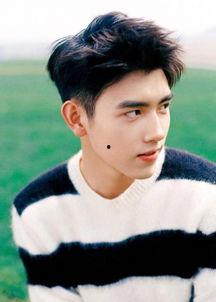 圈内八卦爆料陈飞宇图片,圈内八卦背后的真相揭晓  第3张