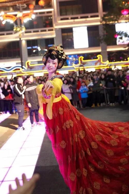 爆料不倒翁的视频播放,揭秘神奇不倒翁的奥秘与魅力 第2张 爆料不倒翁的视频播放,揭秘神奇不倒翁的奥秘与魅力 第2张